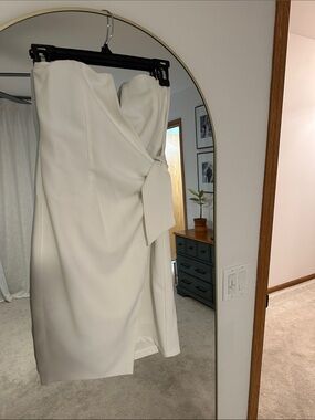 DO+BE White Strapless Knot-Accent Cocktail Dress